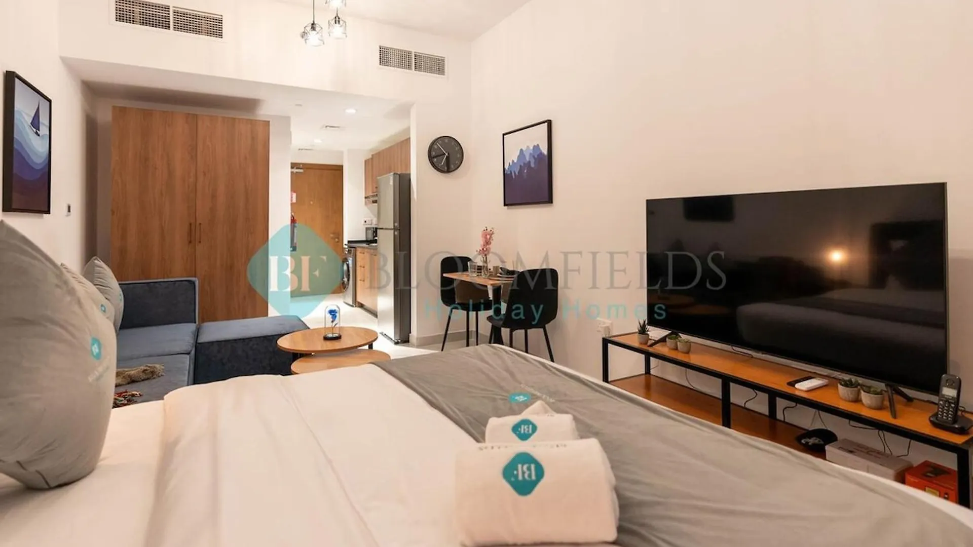 Apartment Bloomfields Furnished Stu In Oasis Masdar City Abu Dhabi