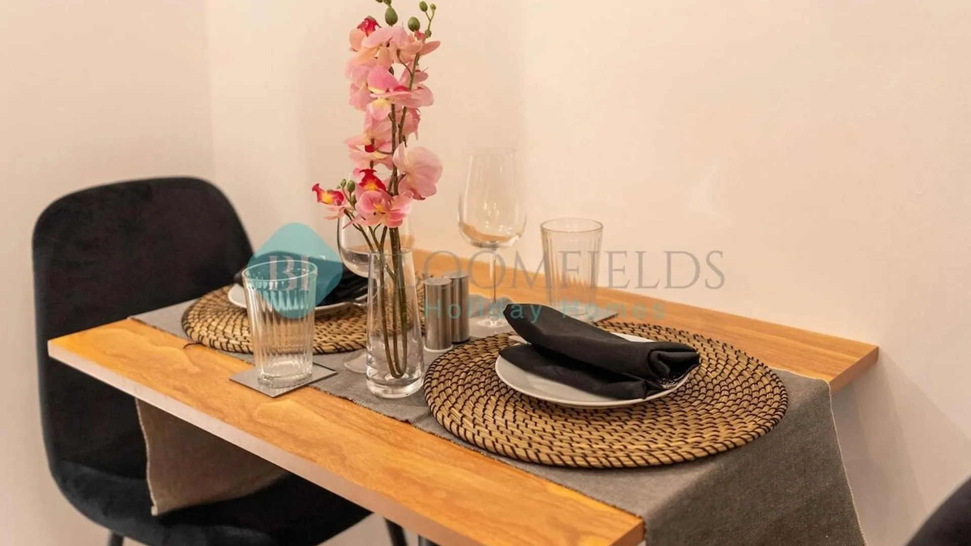 Bloomfields Furnished Stu In Oasis Masdar City Abu Dhabi Apartment