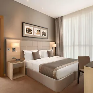 Tryp By Wyndham Center אבו דאבי